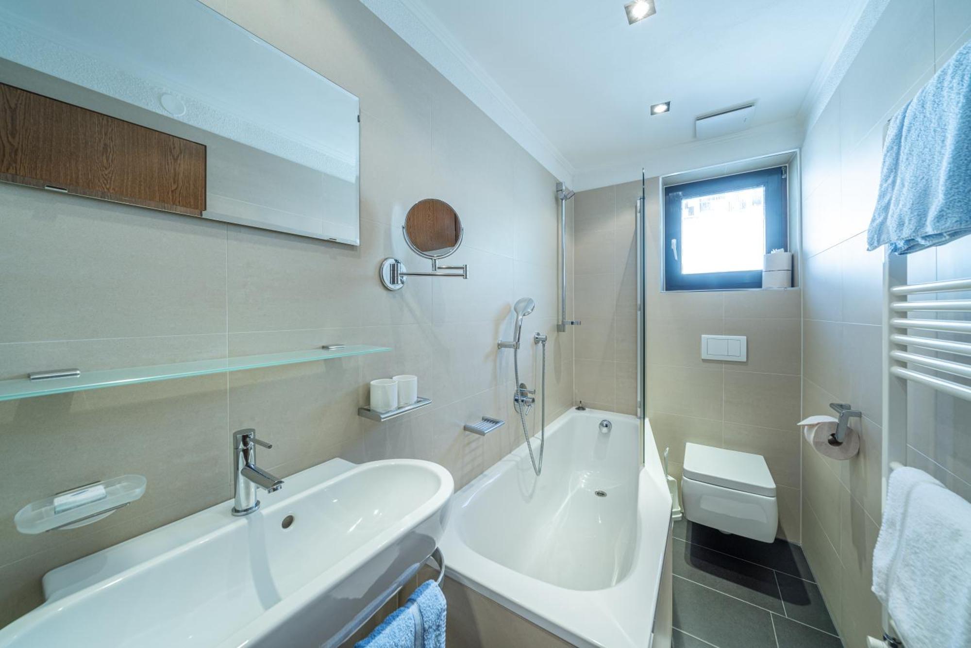 Doppelzimmer mit Balkon