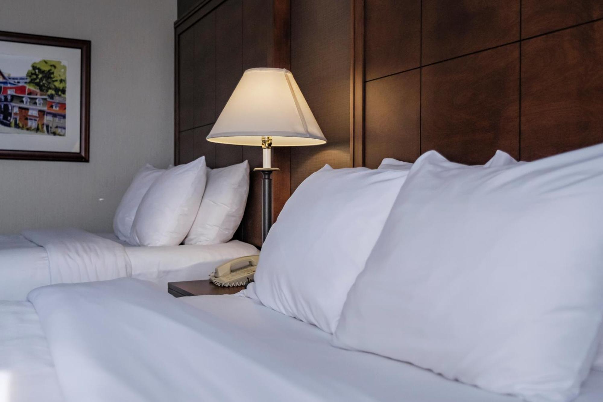 Double Room with Two Double Beds - Non-Smoking