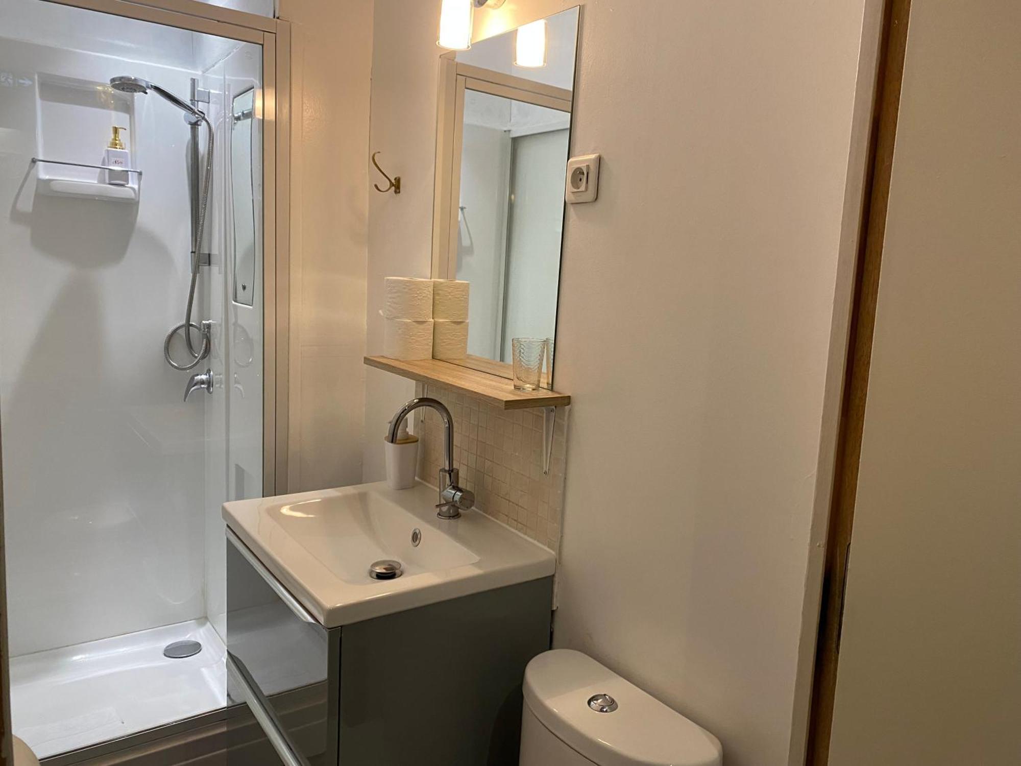 Chambre Simple avec Salle de Bains Extérieure Privative