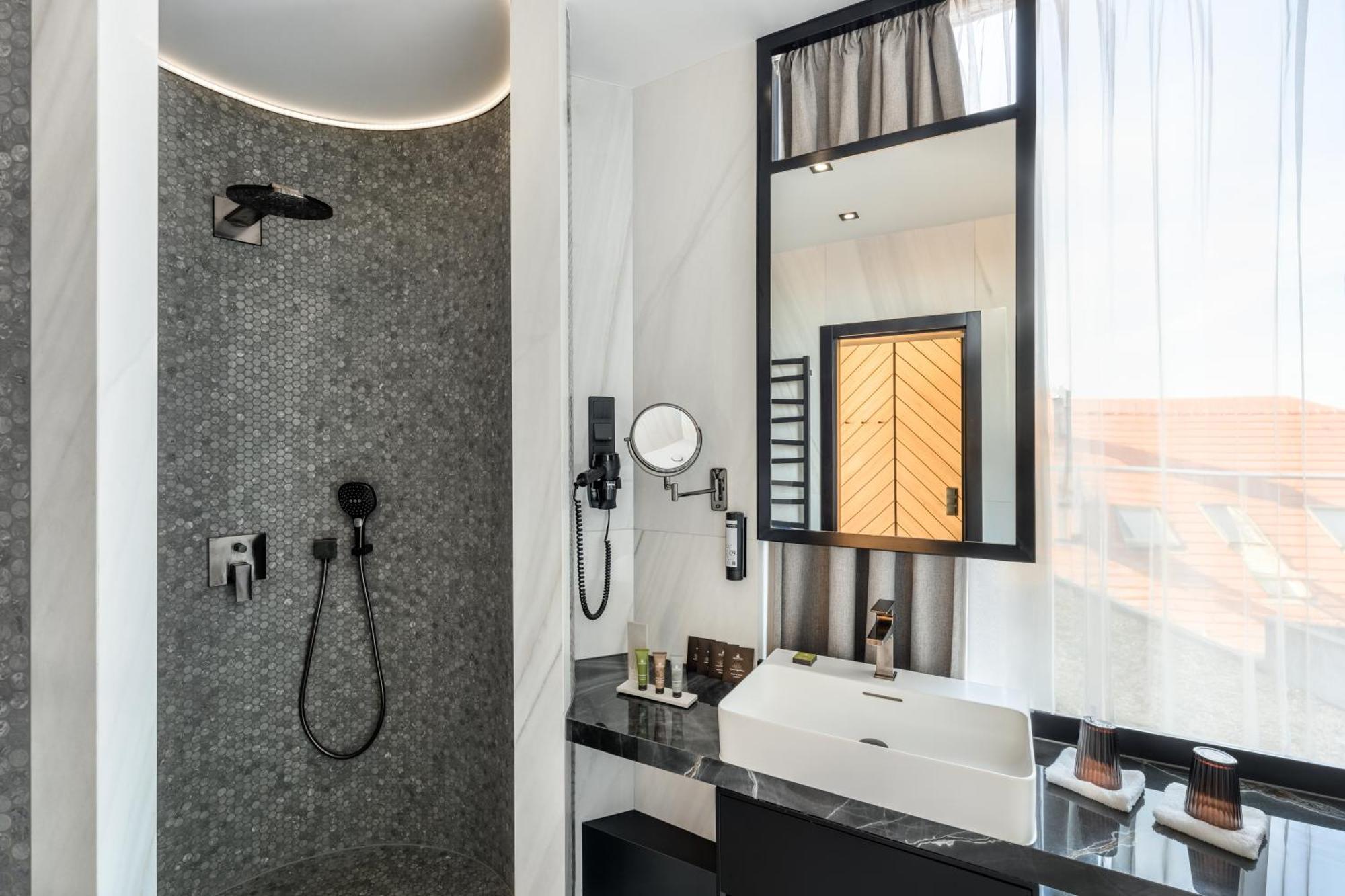 Suite Deluxe con bañera de hidromasaje