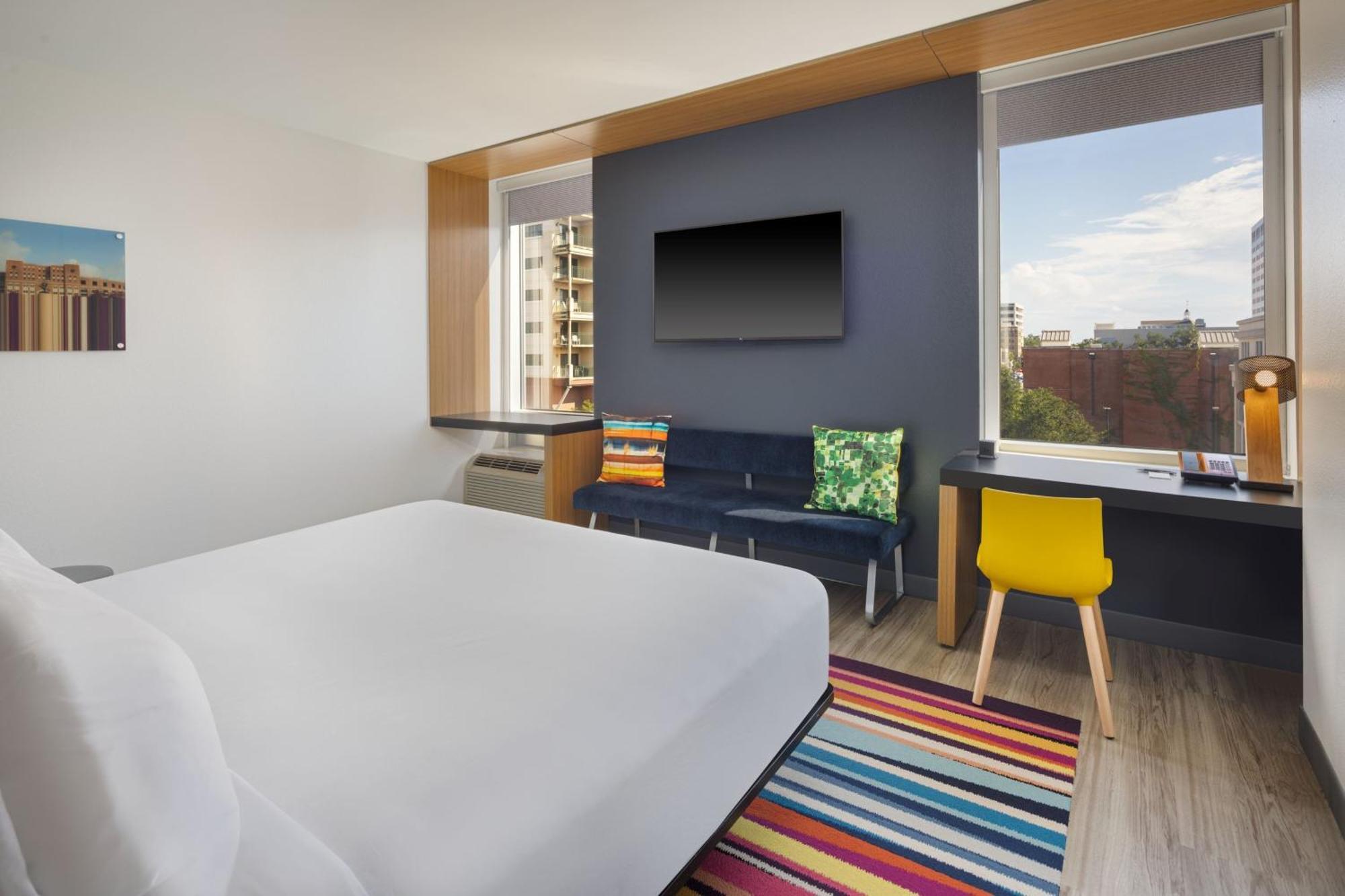 King Room,1629414240:JPEG