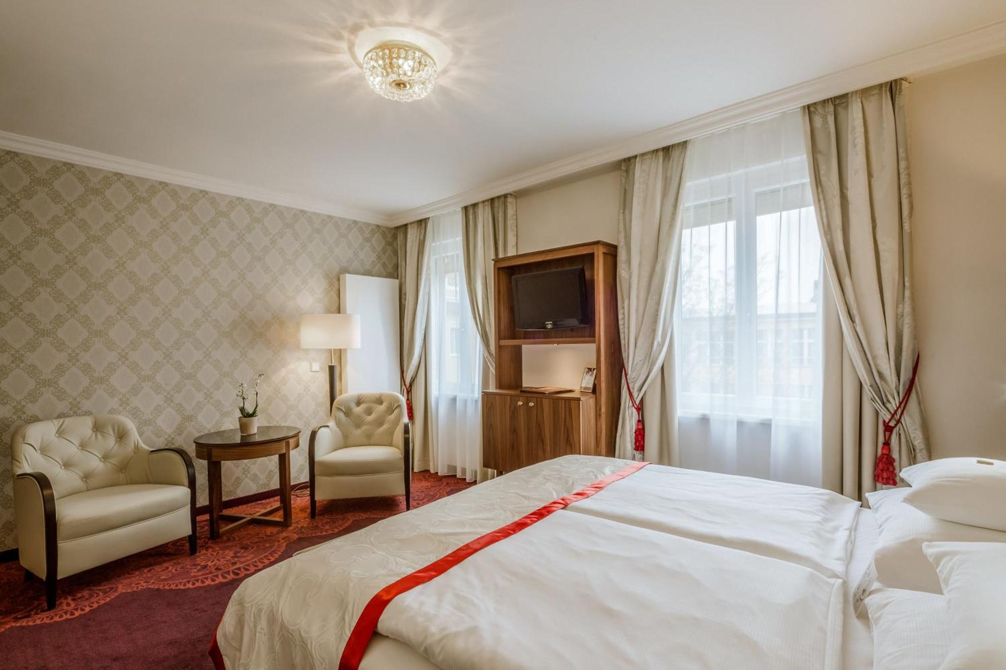 Superior Double Room,1642306646:JPEG