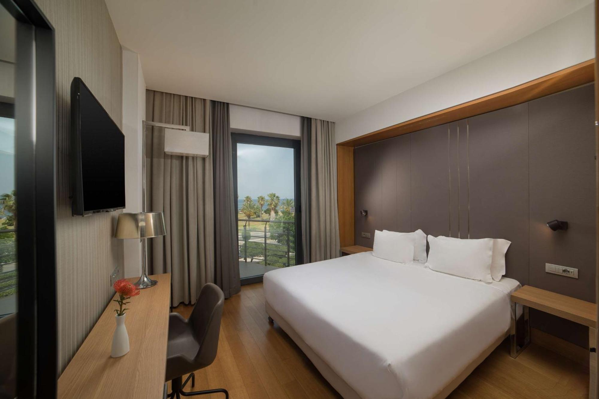 Standard Double Room with View,1658067557:JPEG