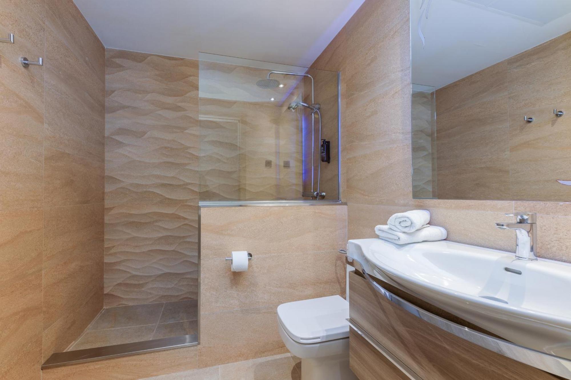 Quarto Duplo ou Twin com Cama Extra