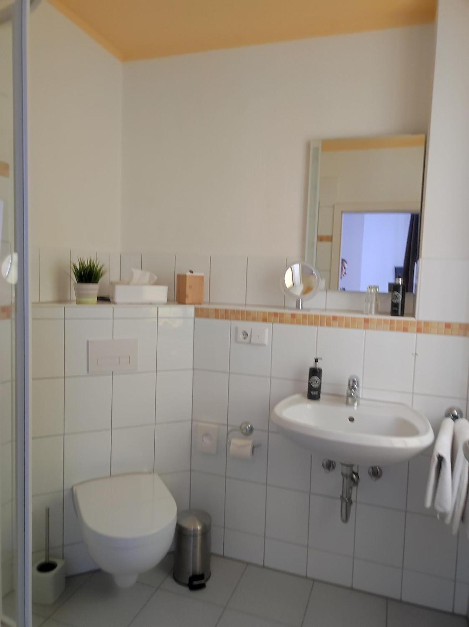 Budget Single Room,1685101195:JPEG