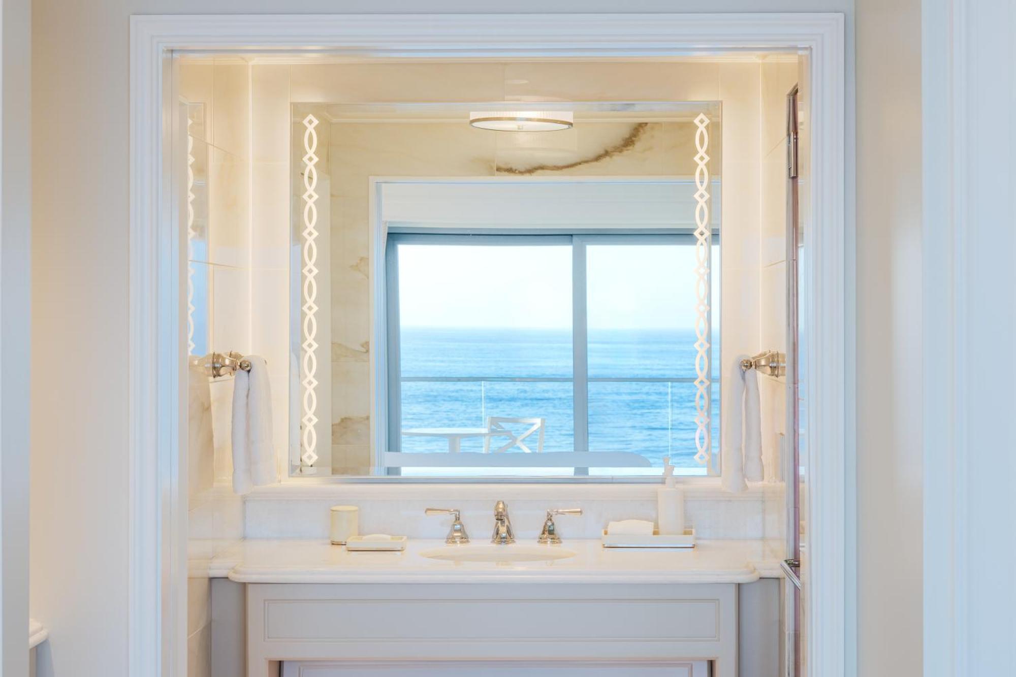 Habitación con cama extragrande - Frente al mar
