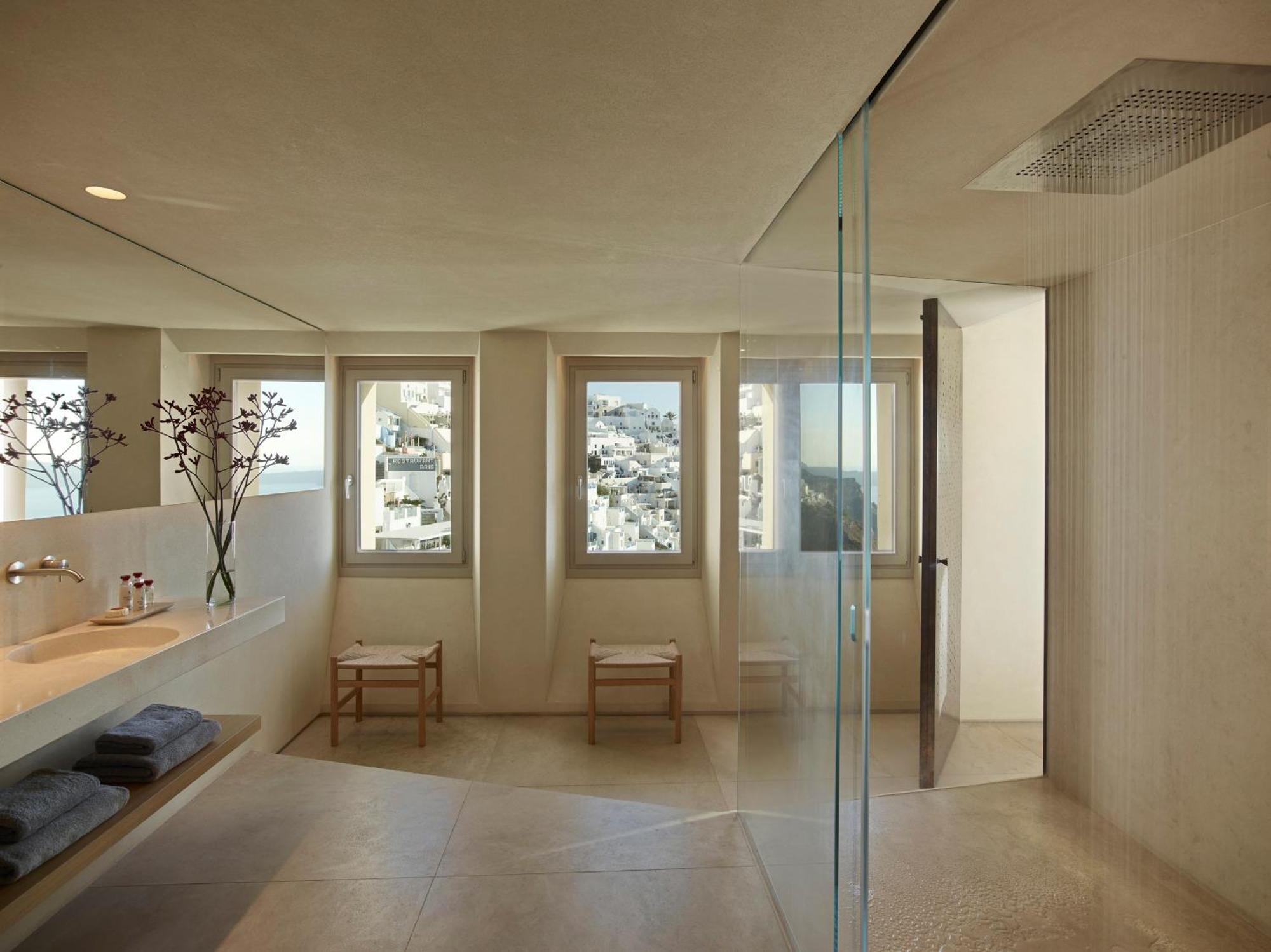 Lava Suite with Caldera View