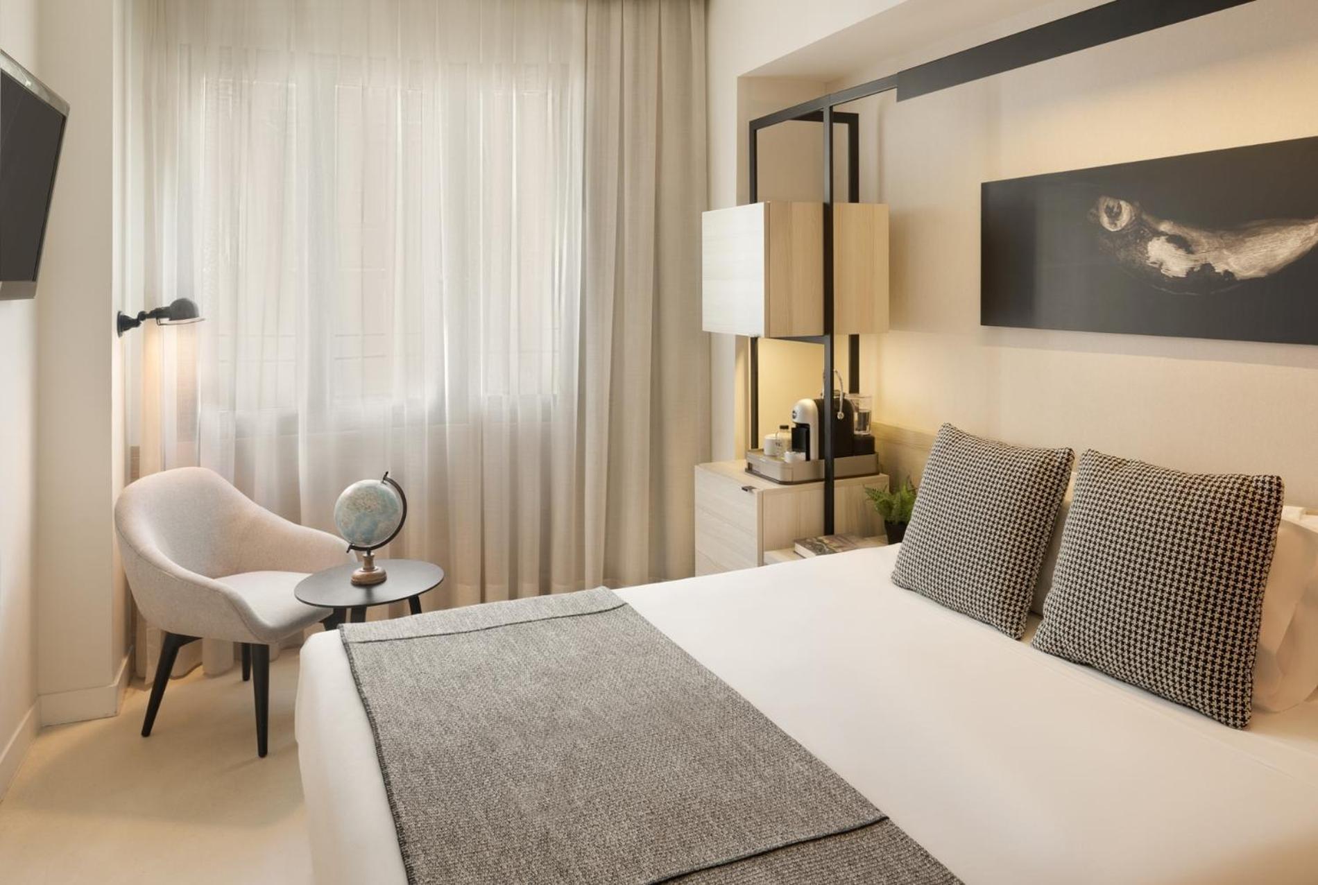 Quarto Duplo Design
