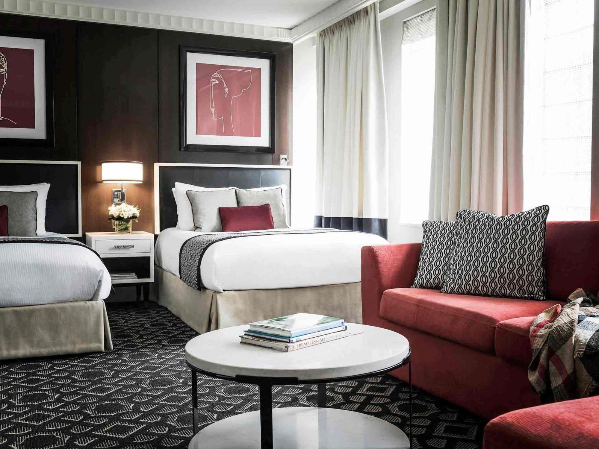 Quarto Luxo com 2 Camas de Casal