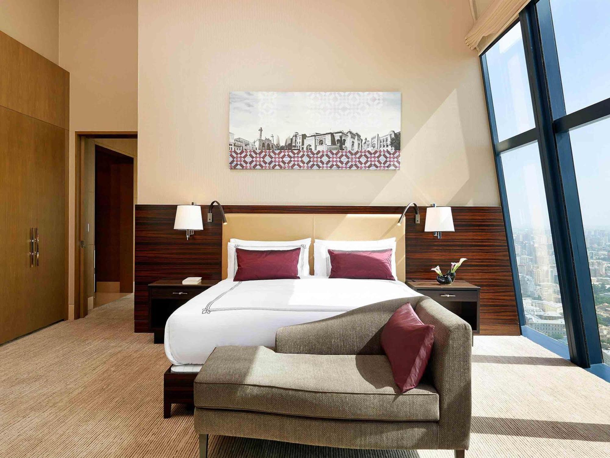 Fairmont Gold Accommodatie met Kingsize Bed - Uitzicht op de Stad