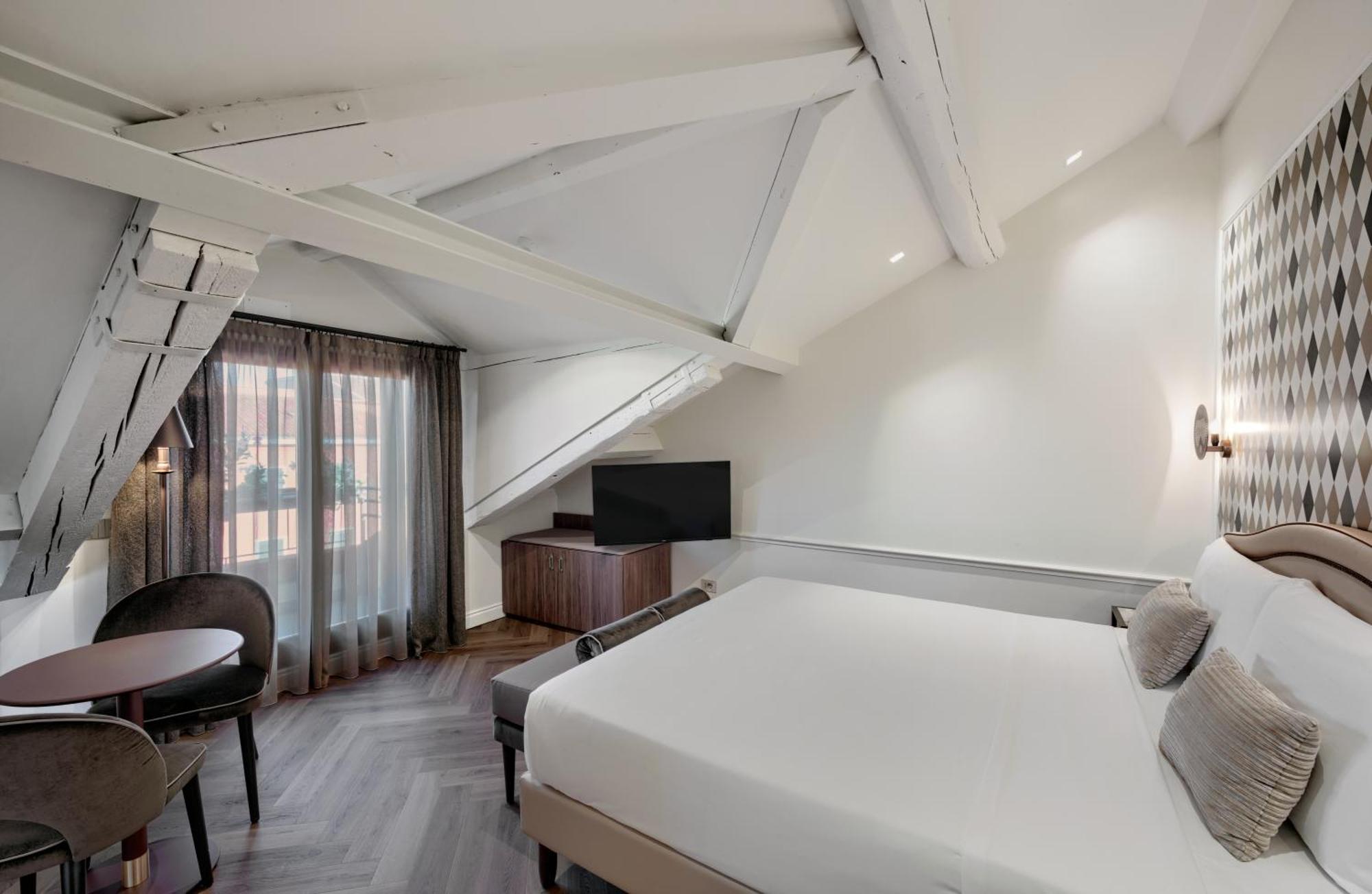Deluxe Tweepersoonskamer met Terras