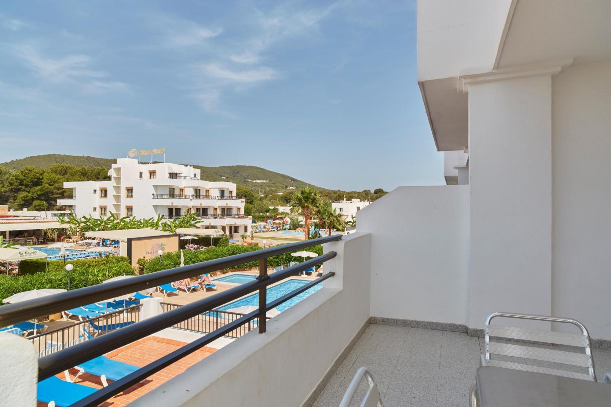 Premium Two-Bedroom Apartment with Pool View