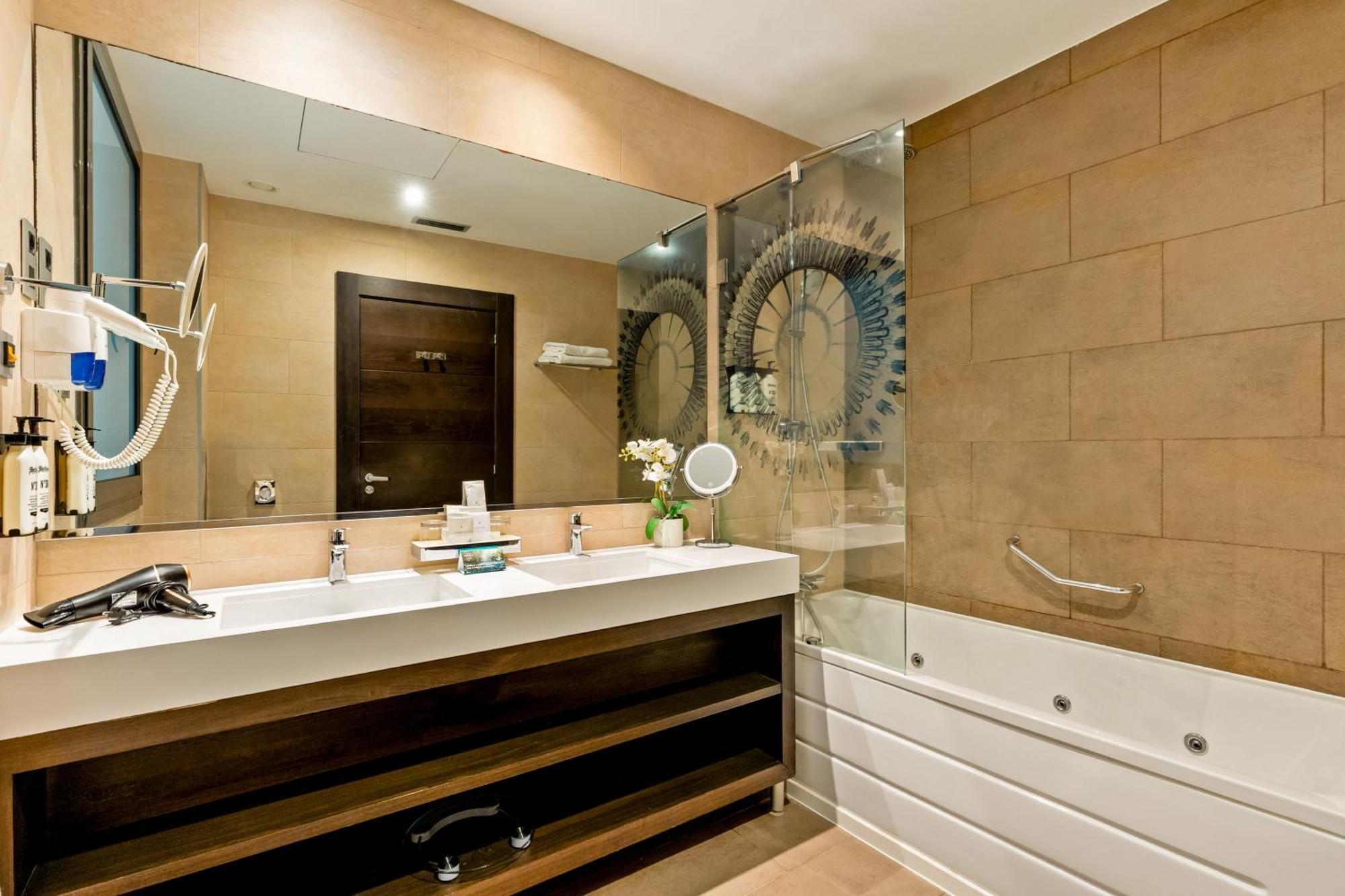 Quarto Queen Executivo - Não Fumador
