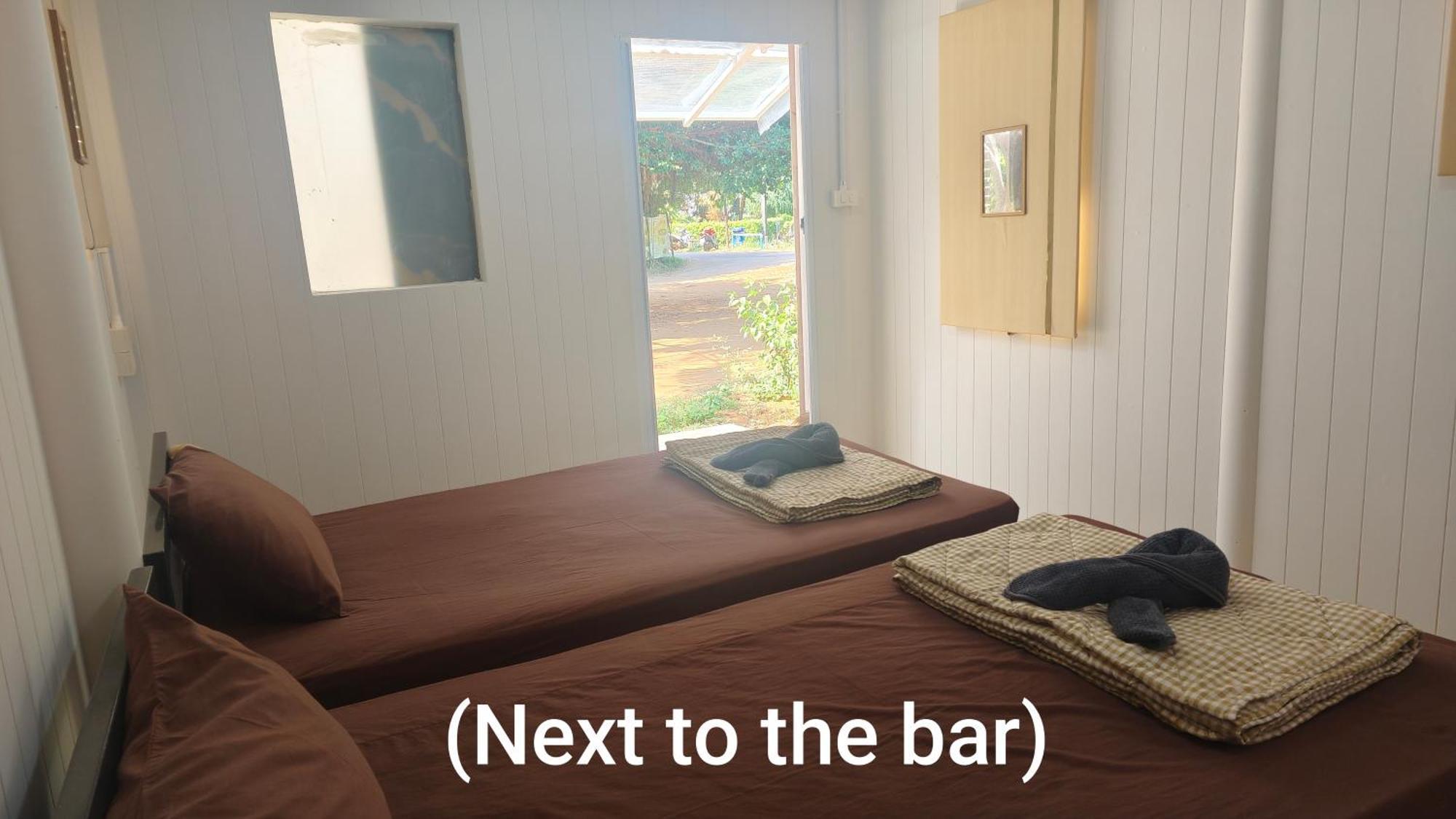 Chambre Double ou Lits Jumeaux avec Salle de Bains Privative