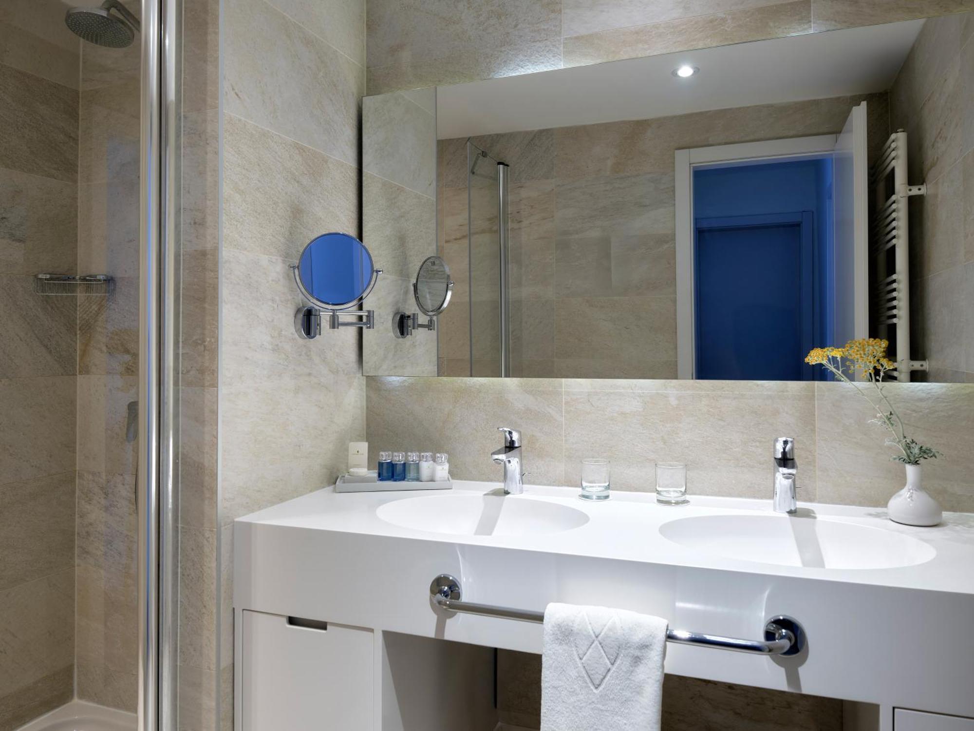 Suite con Balcone e Vista Mare