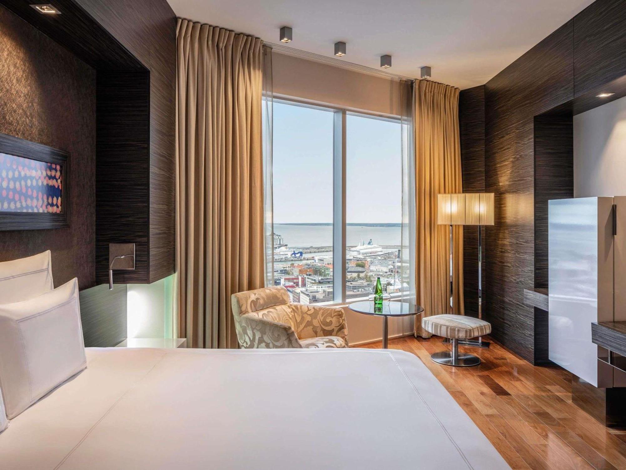 Swiss Executive King Room Harbour View