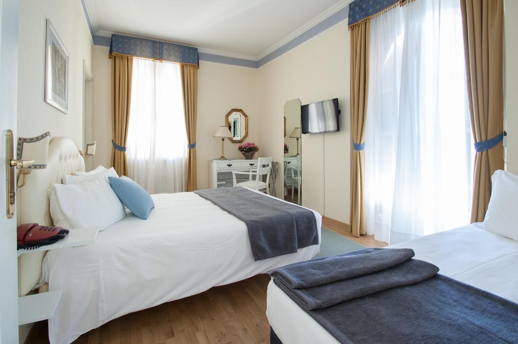 Dreibettzimmer