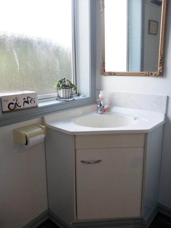 Deluxe King Room with Garden View,240777373:JPEG