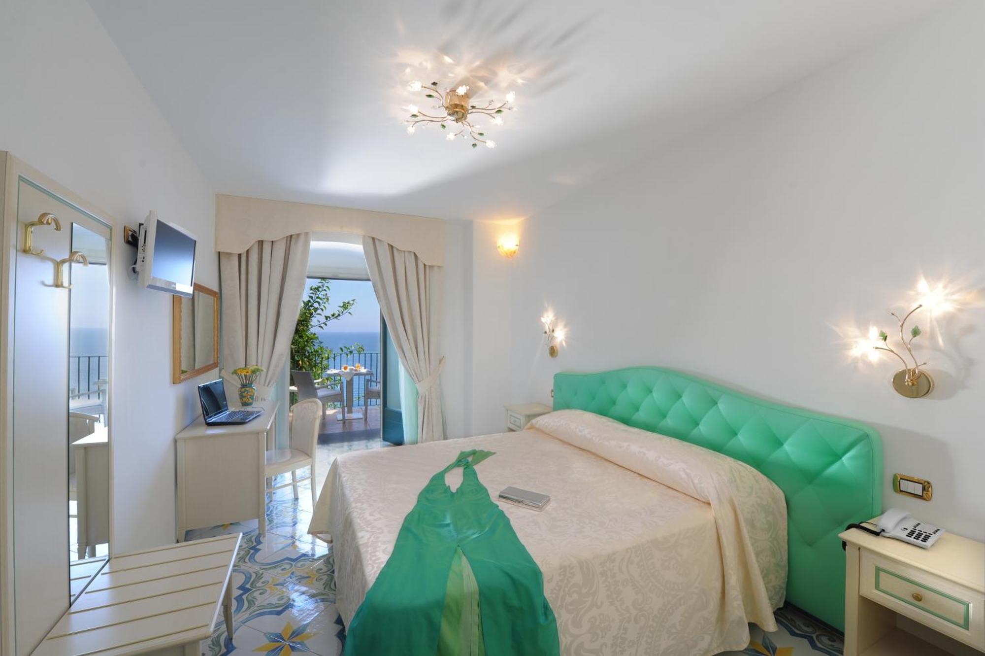 Habitación Doble Superior con vistas al mar