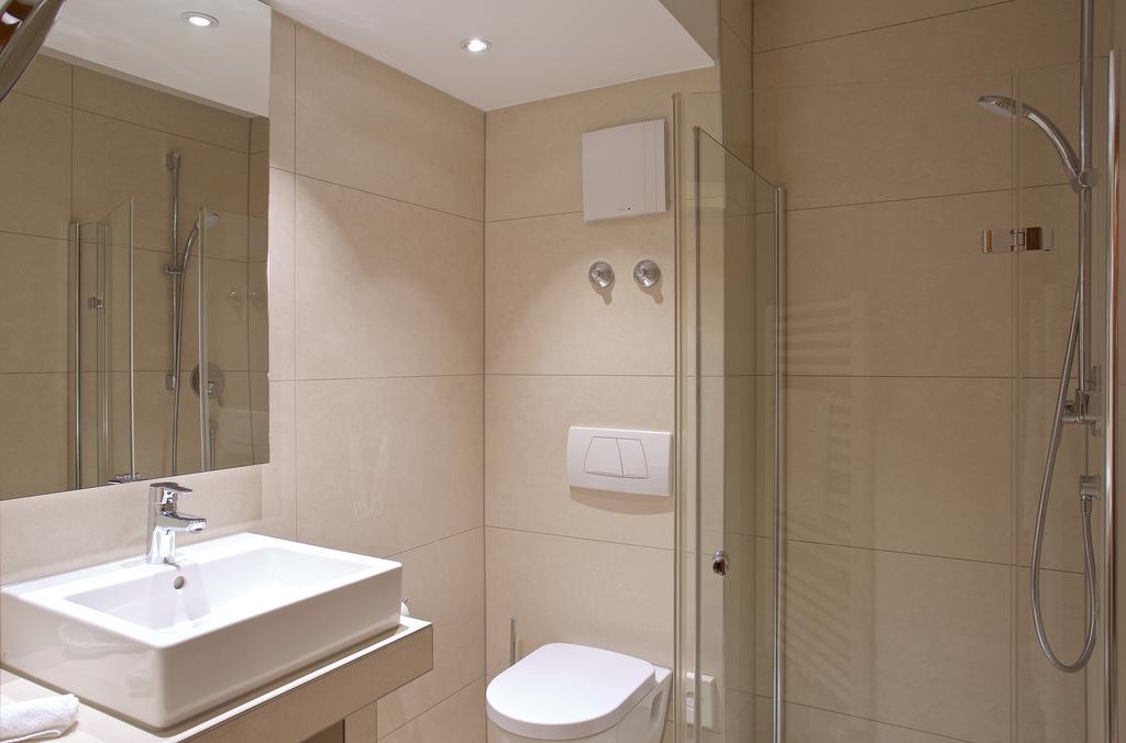 Standard Single Room,1662391757:JPEG