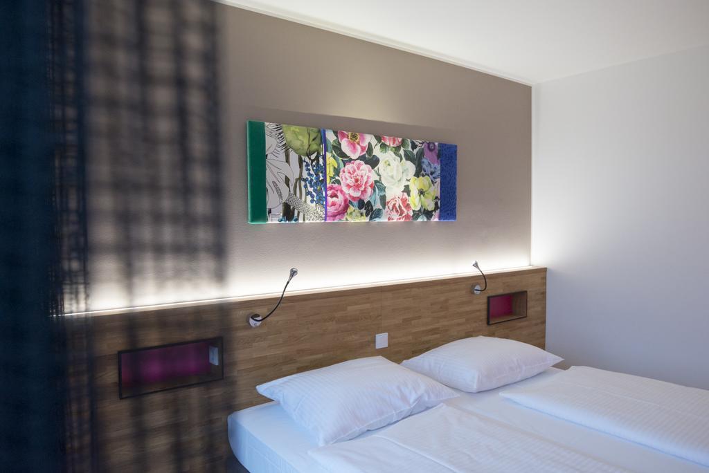 Quarto Duplo
