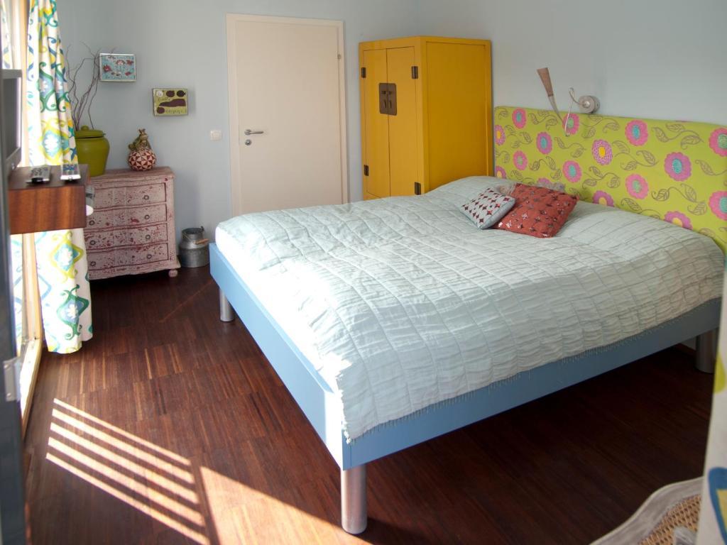 Classic Double Room Balcony,753196298:JPEG