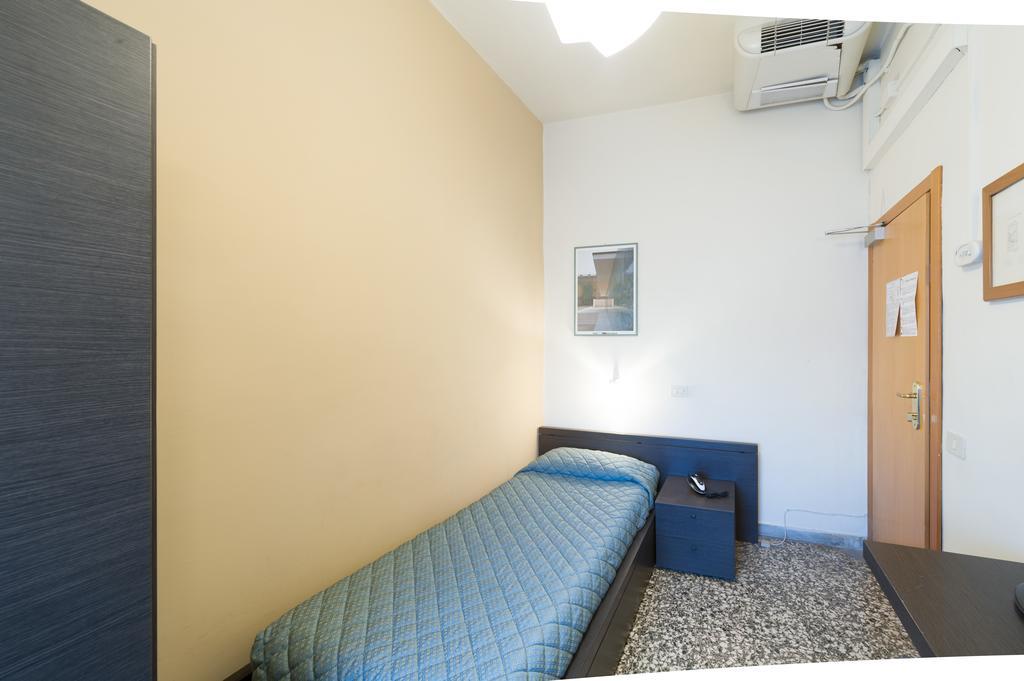 Single Room with Shared Bathroom