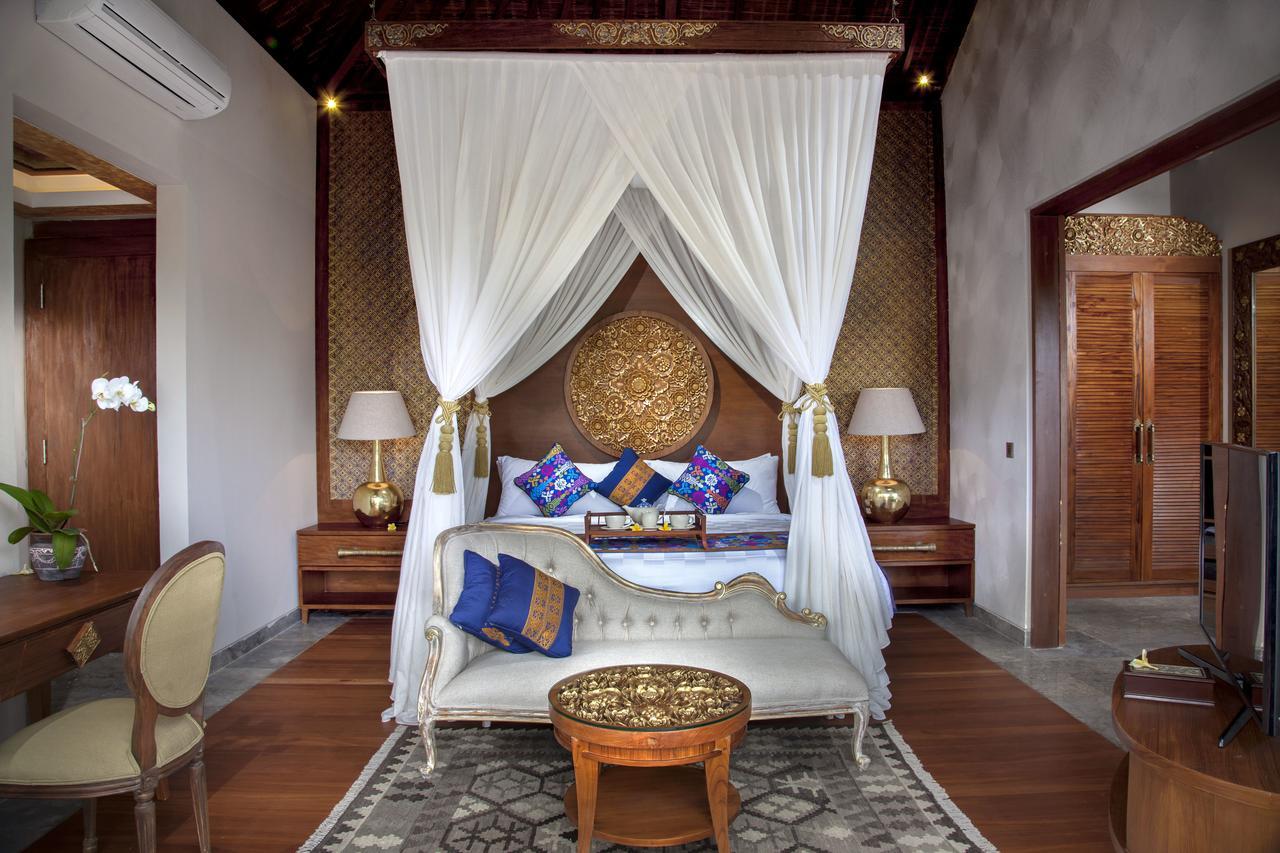 Luxury Villa with Private Pool