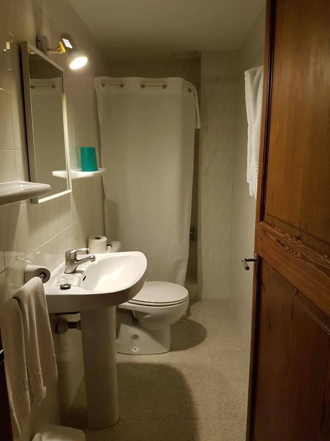 Chambre Lits Jumeaux avec Salle de Bains