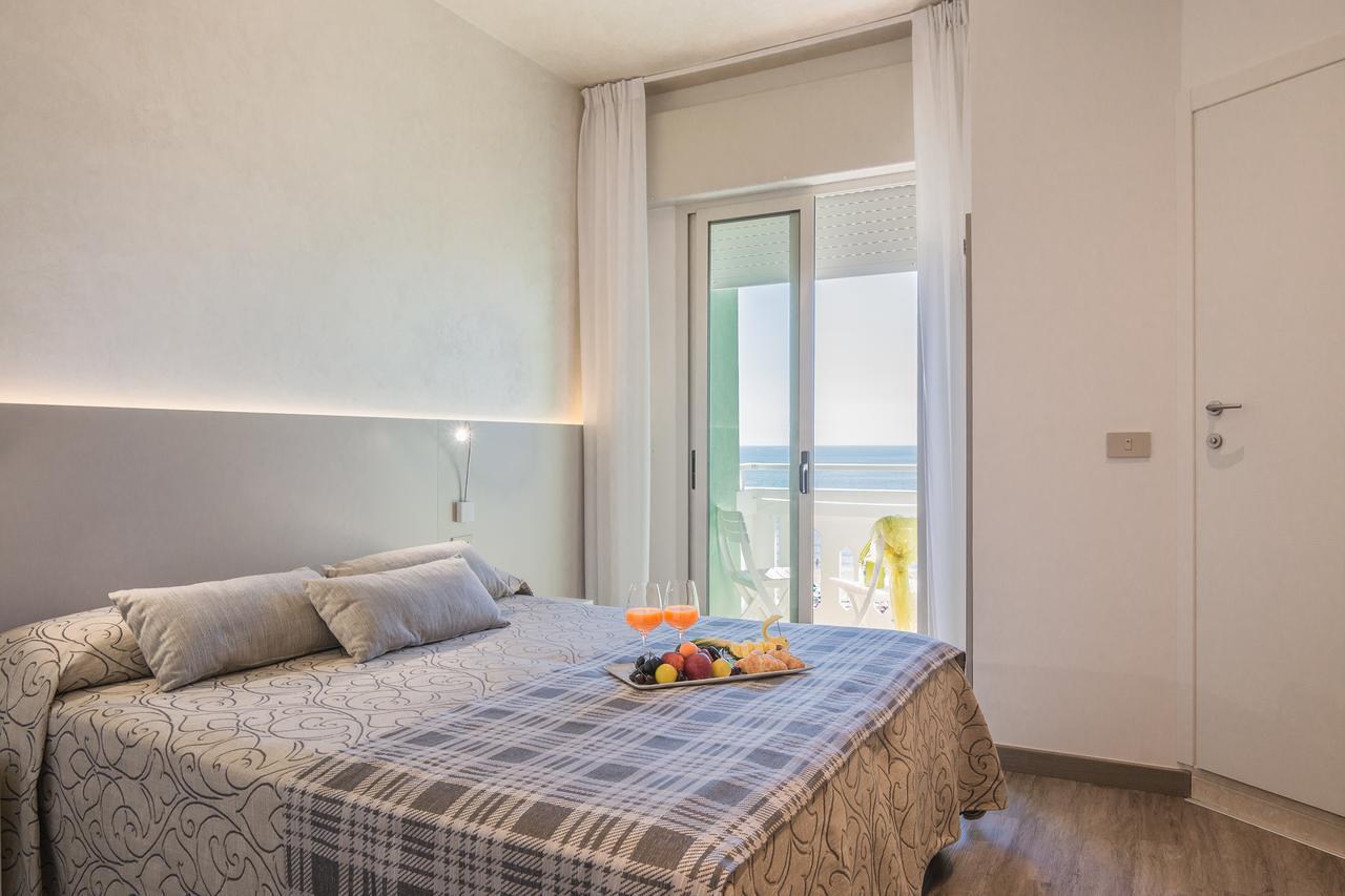 Camera Tripla con Balcone - Fronte Mare