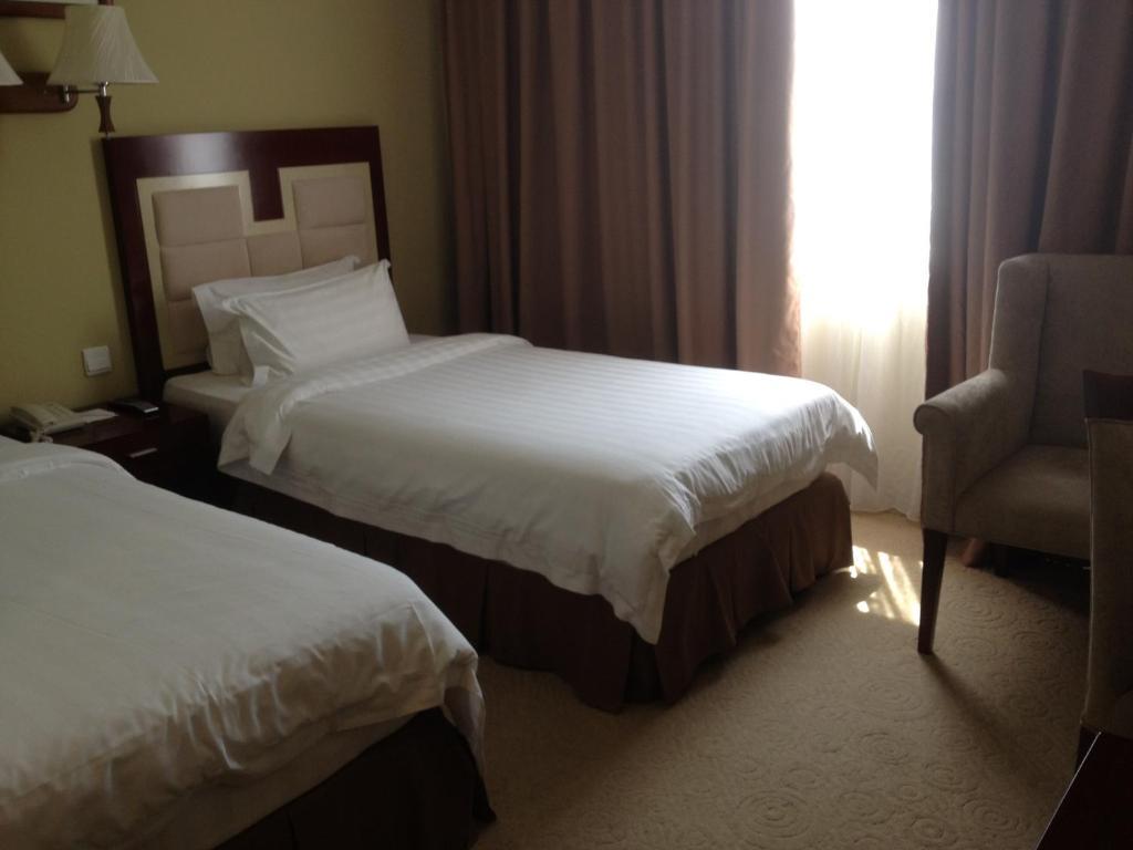 Standard Twin Room,1212792364:JPEG