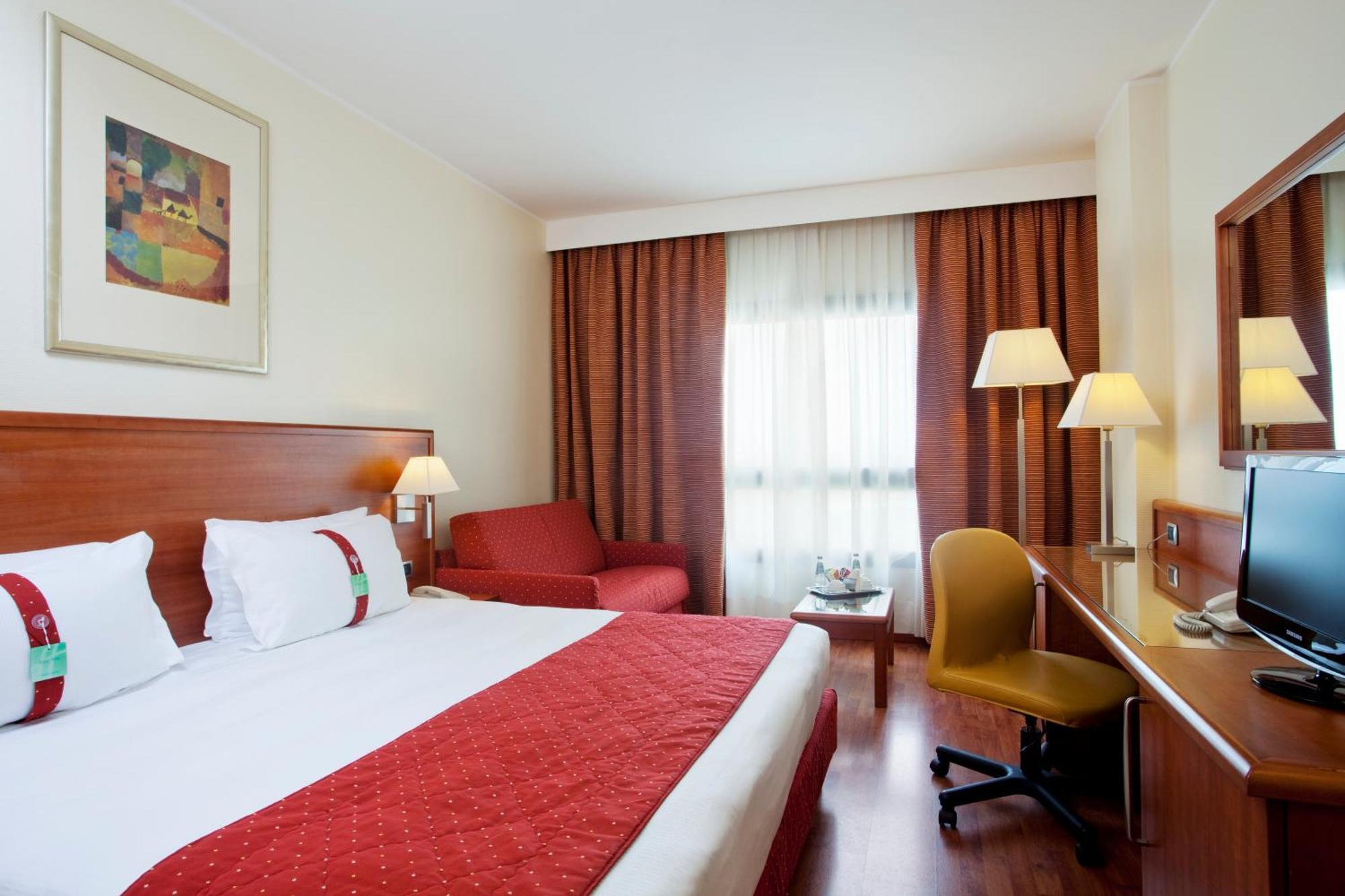 Premium King Room with Sofa Bed