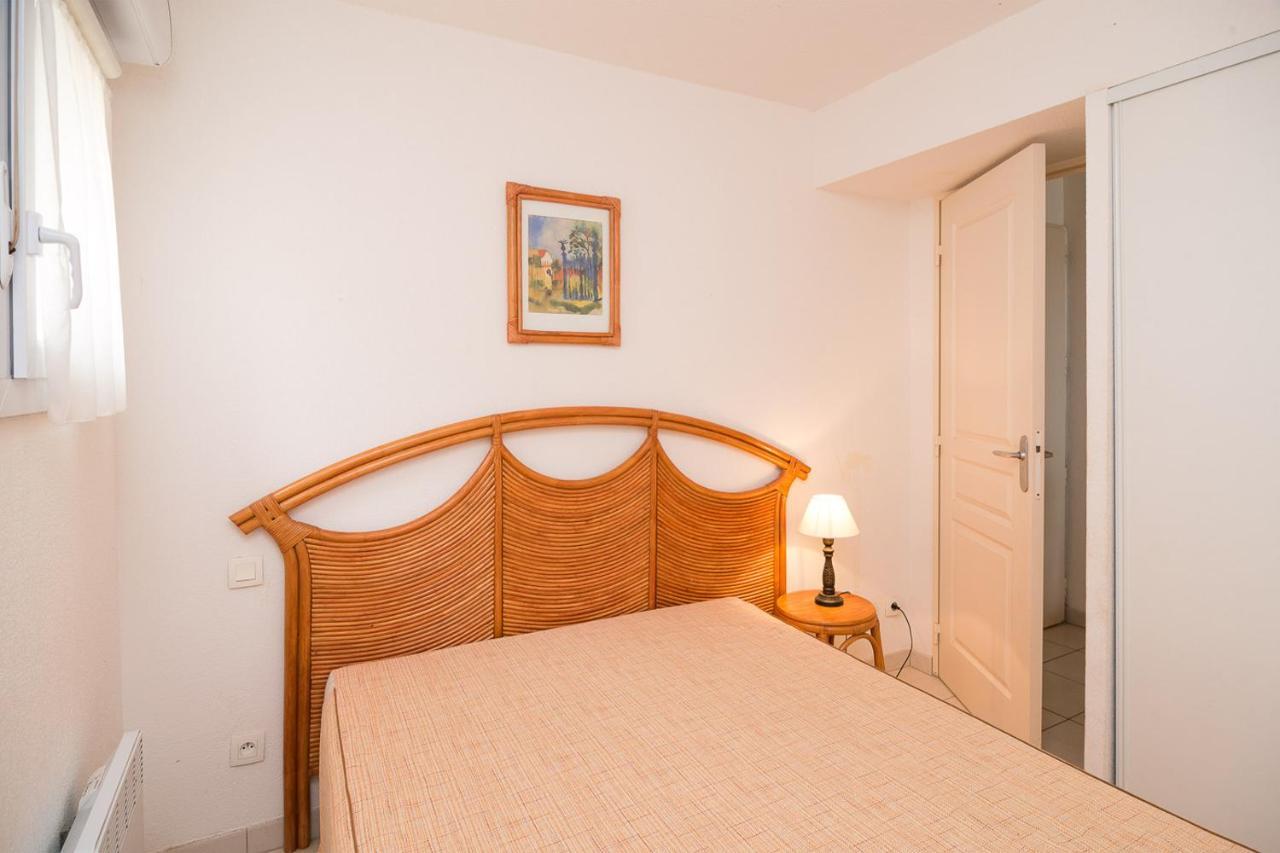 One-Bedroom Apartment - Sea View