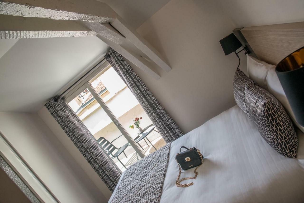 Standard Single Room,1436796508:JPEG