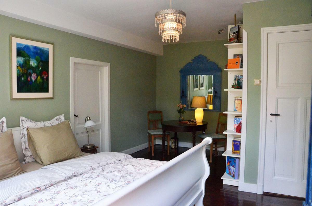 Driepersoonskamer met Eigen Badkamer