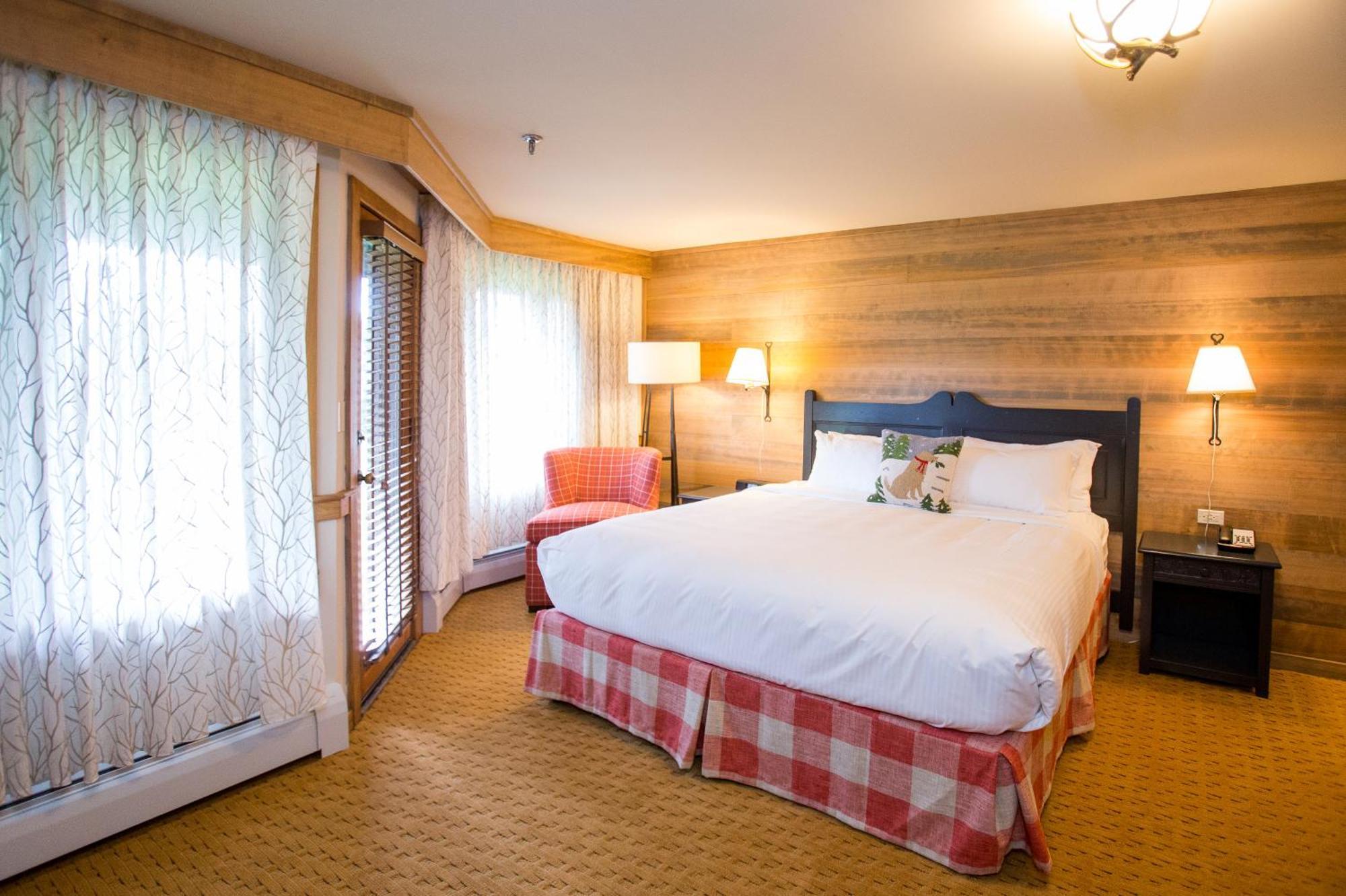 Edelweiss King Room