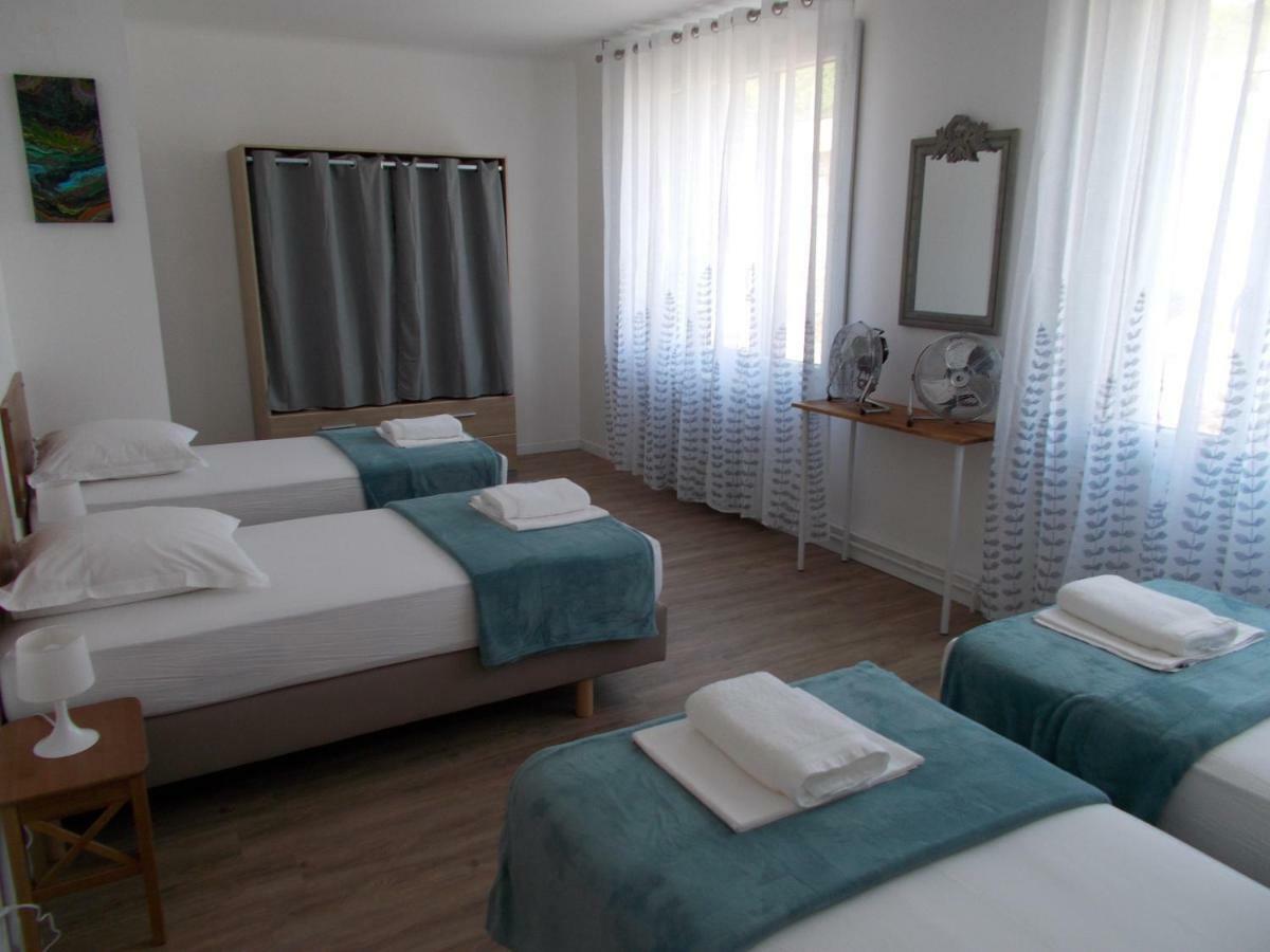Chambre Quadruple avec Salle de Bains Privative Séparée