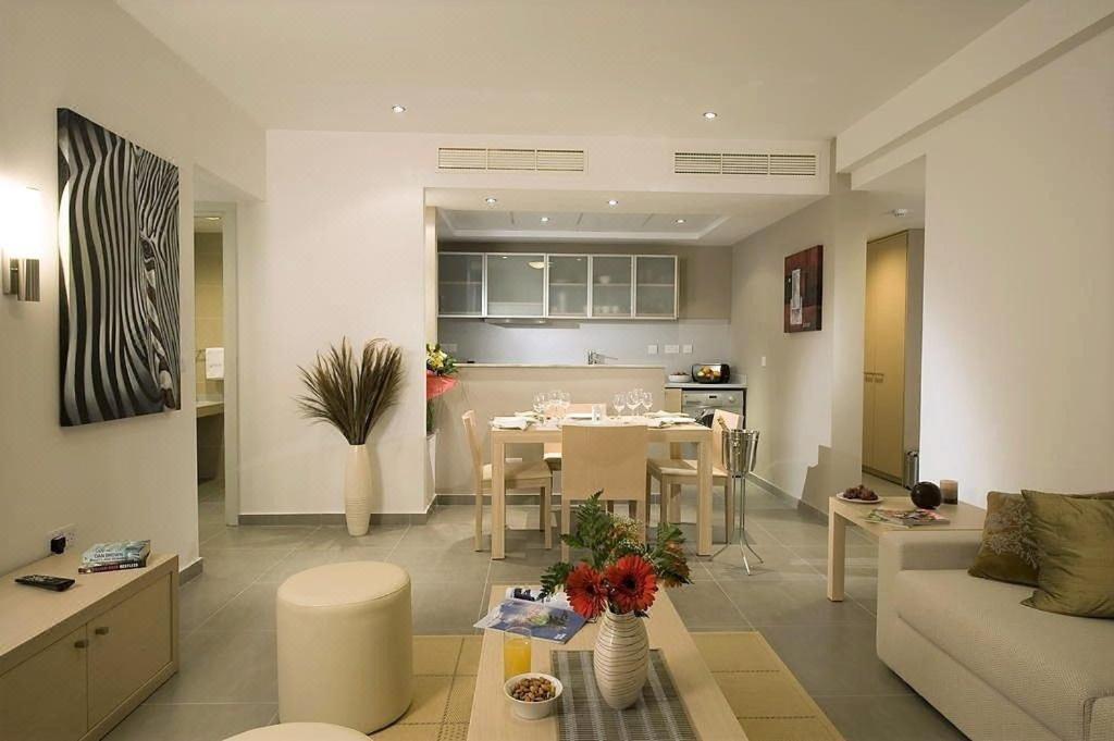 Superior Suite with Inland View,919108870:JPEG