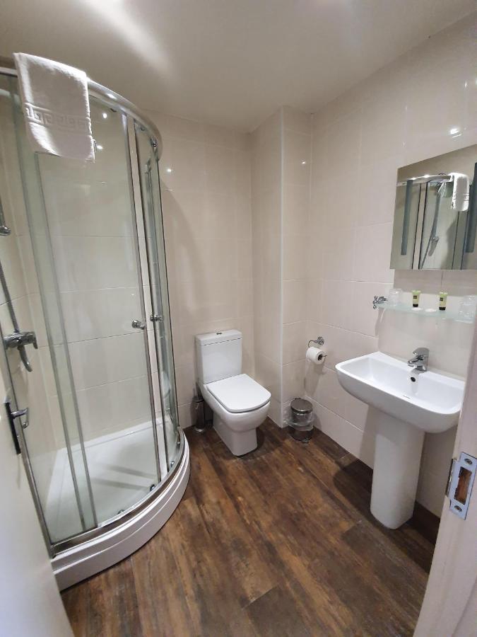 Habitación Doble Pequeña