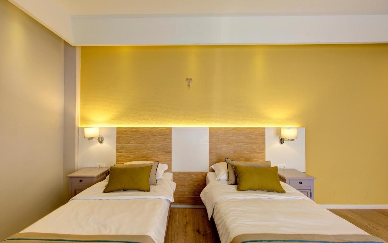 Chambre Double ou Lits Jumeaux