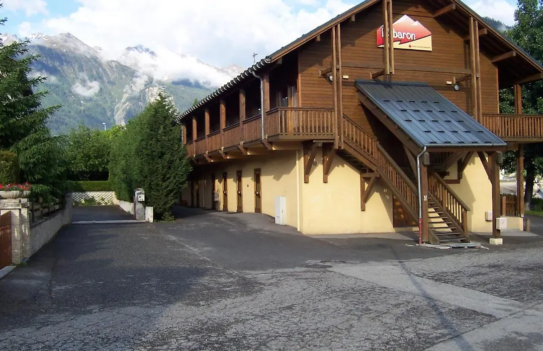 Centre l'Albaron-1