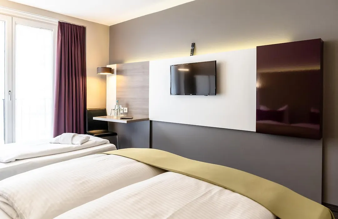 Hotel Demas City-1