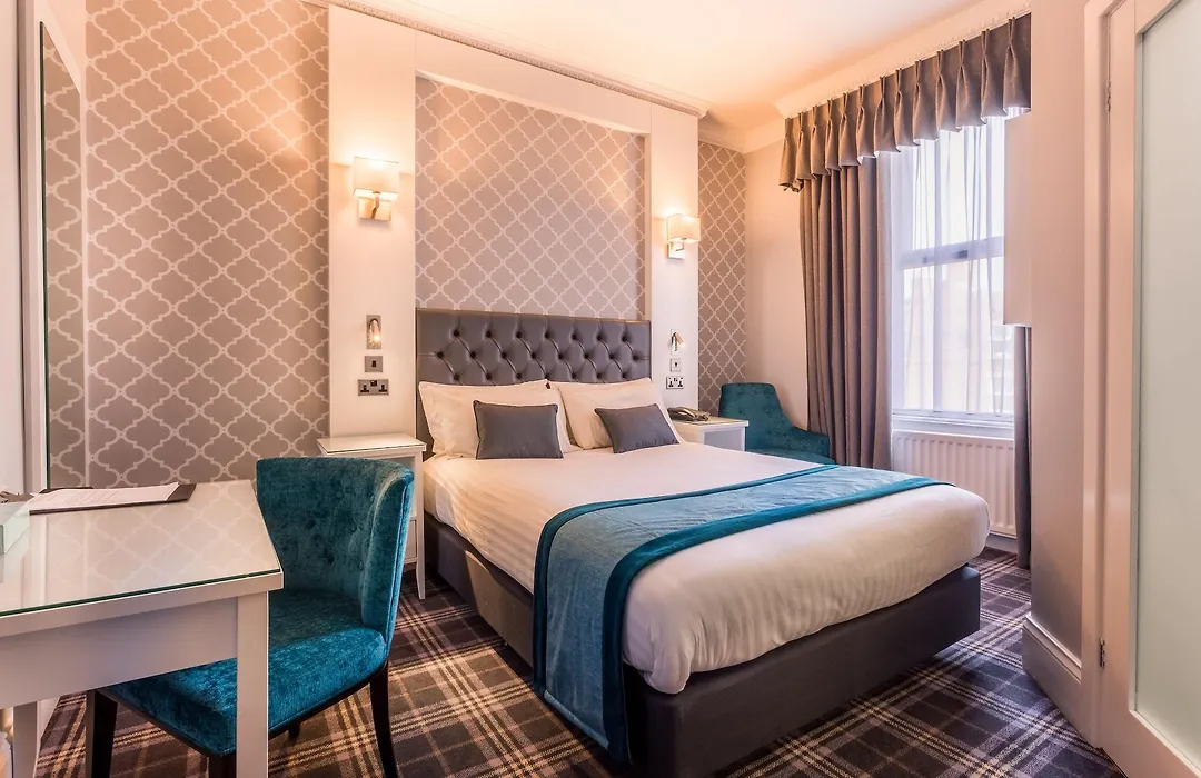 Carlton Hotel-1