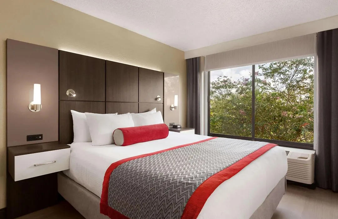 Ramada By Wyndham Suites Orlando Airport- Free Airport Shuttle-1
