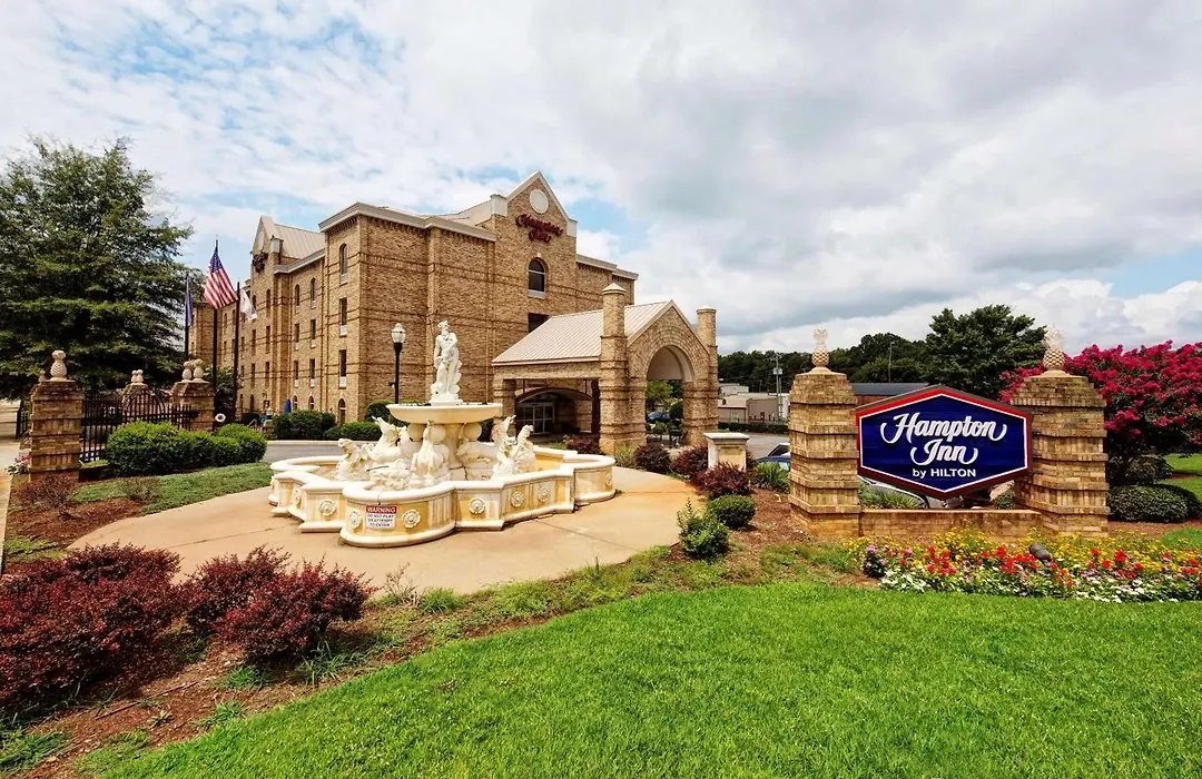 Hampton Inn Newberry Opera House-1
