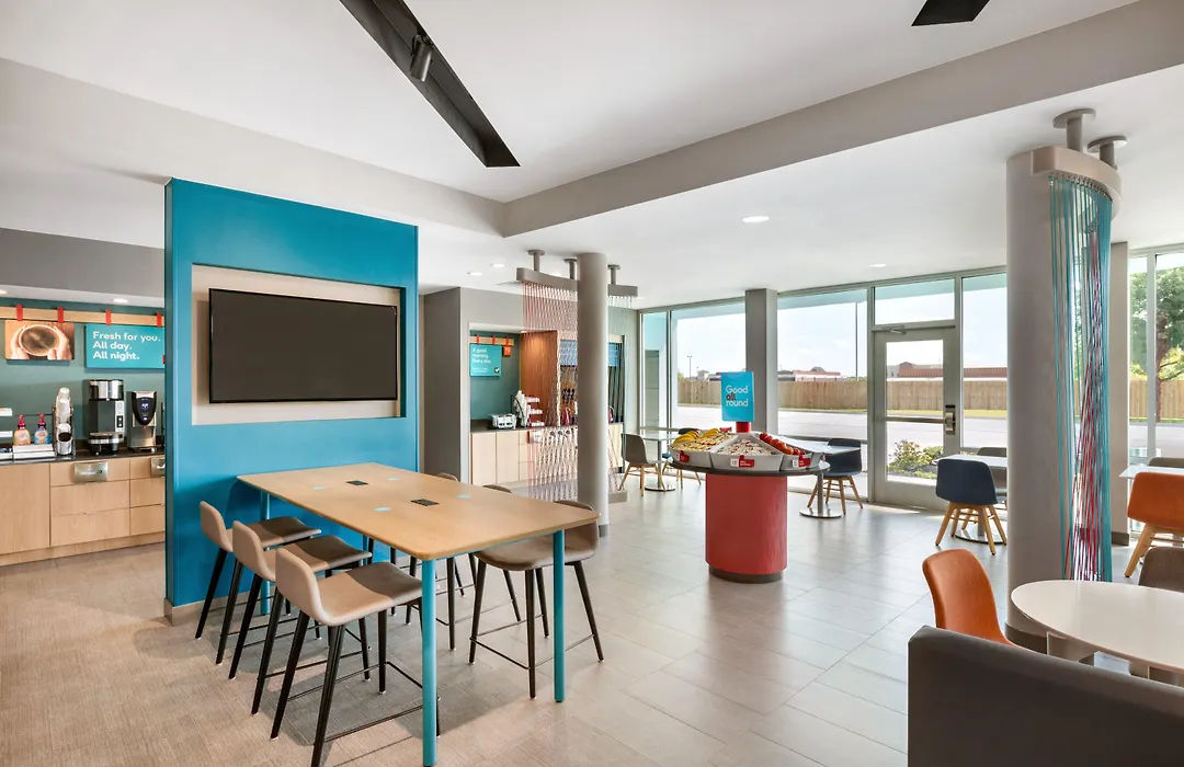 Avid Hotel - Hays By Ihg-1