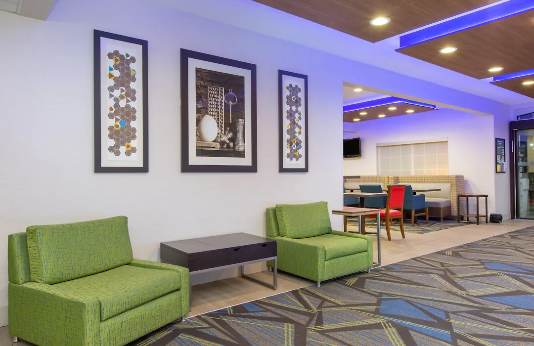 Holiday Inn Express Hotel & Suites Bishop By Ihg-1