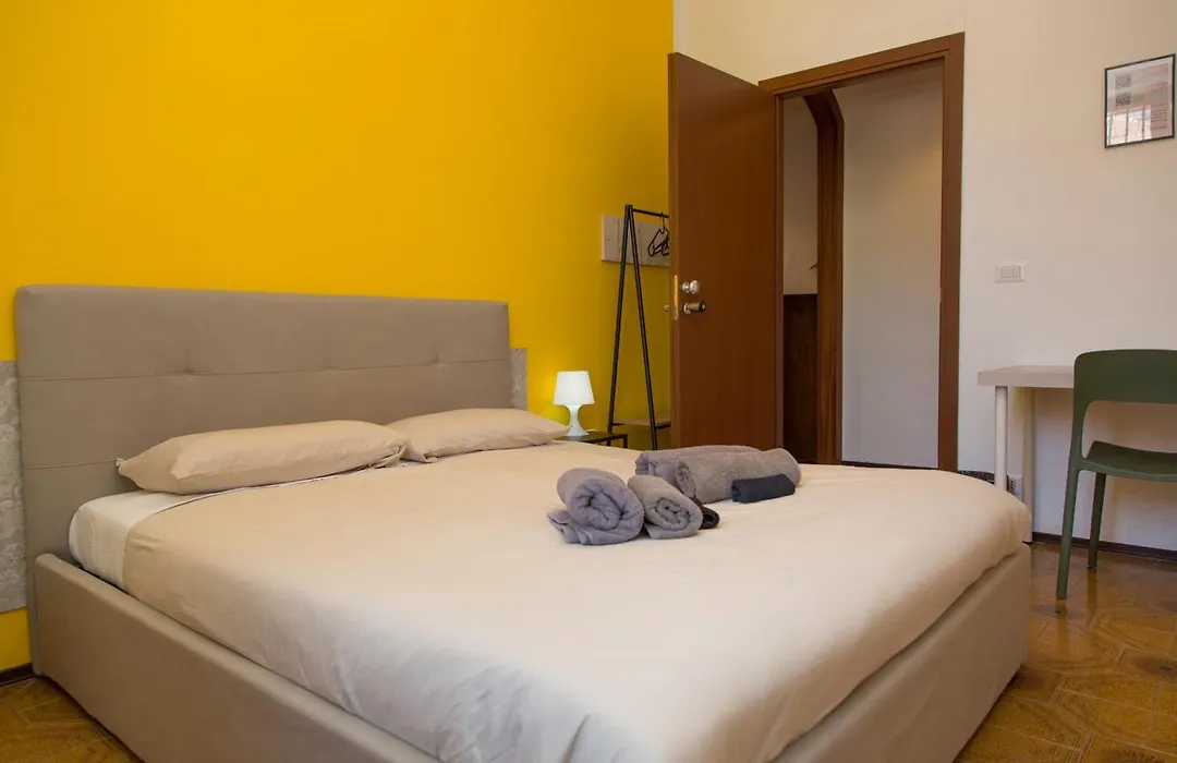 Guest House Turin Metro Young-1