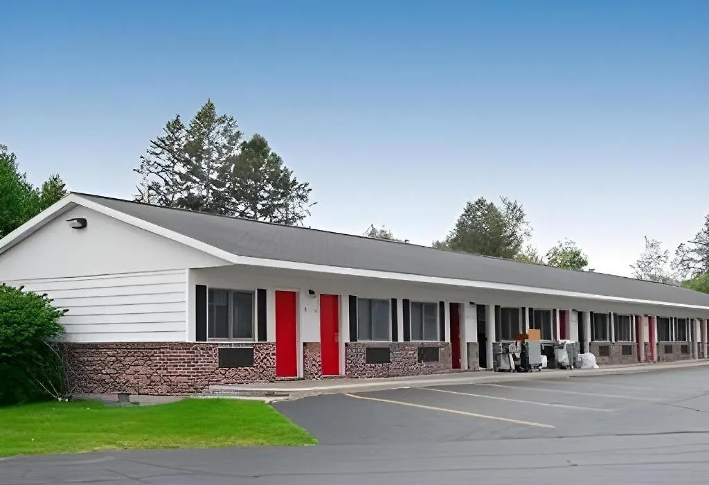 Econo Lodge Lakeshore-1
