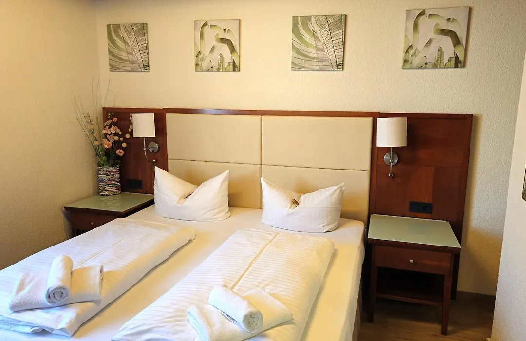 Hotel Avenue Altenfurt-1